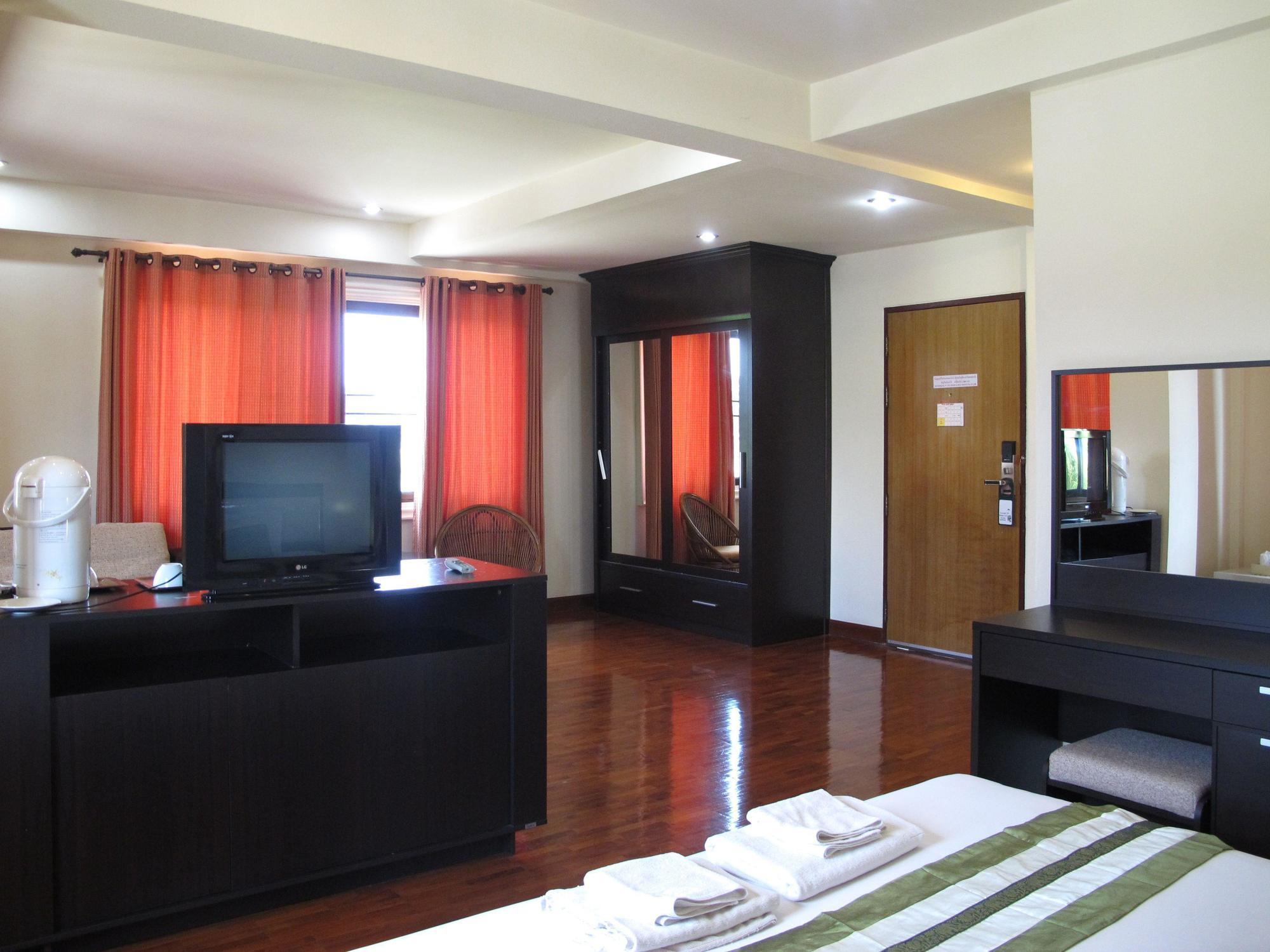 The Palm Garden Hotel Chiang Rai Bagian luar foto