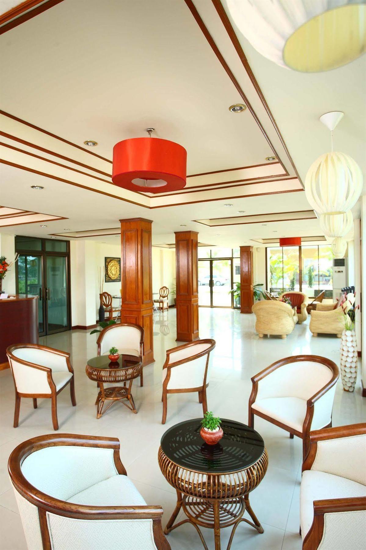 The Palm Garden Hotel Chiang Rai Bagian luar foto